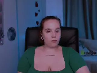 merli-lux's Live Sex Cam Show