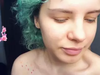 Synnove's Live Sex Cam Show
