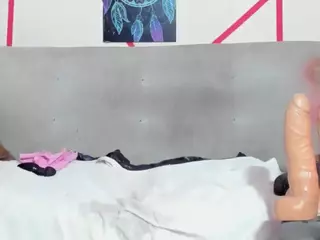 CharlotteBrad's Live Sex Cam Show