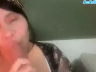 thickfreakylatina's Live Sex Cam Show