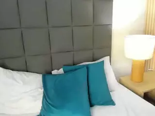 yuly-ecoy's Live Sex Cam Show