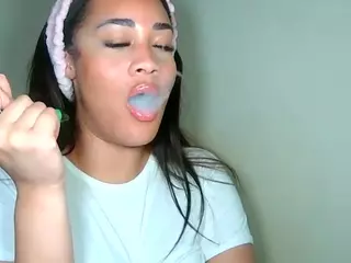 Lanaonly's Live Sex Cam Show