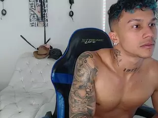 LeonardPrice1's Live Sex Cam Show