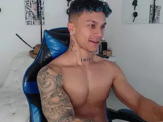 LeonardPrice1's Live Sex Cam Show