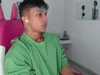 LeonardPrice1's Live Sex Cam Show