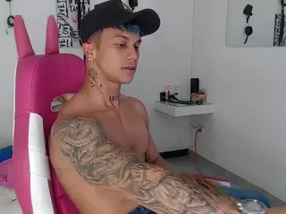 LeonardPrice1's Live Sex Cam Show