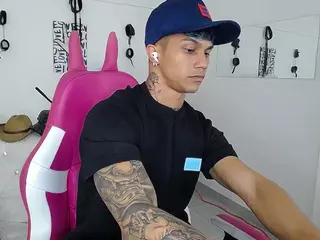 LeonardPrice1's Live Sex Cam Show