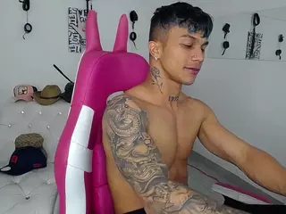 LeonardPrice1's Live Sex Cam Show