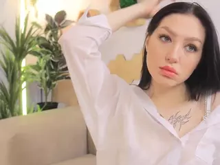 Maya-M's Live Sex Cam Show