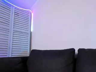 rin-skylar's Live Sex Cam Show