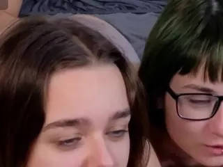 AnnisHaler's Live Sex Cam Show