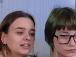 AnnisHaler's Live Sex Cam Show