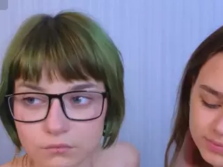 AnnisHaler's Live Sex Cam Show