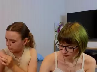 AnnisHaler's Live Sex Cam Show