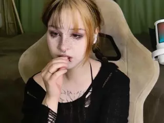 EricaMoon's Live Sex Cam Show