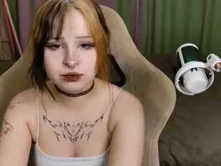 EricaMoon's Live Sex Cam Show