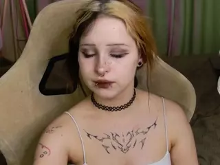 EricaMoon's Live Sex Cam Show