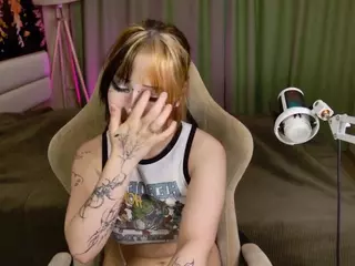 EricaMoon's Live Sex Cam Show