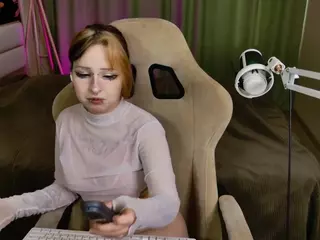 EricaMoon's Live Sex Cam Show