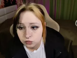 EricaMoon's Live Sex Cam Show