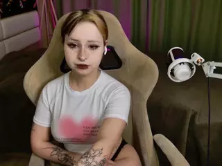 EricaMoon's Live Sex Cam Show