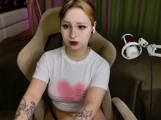 EricaMoon's Live Sex Cam Show