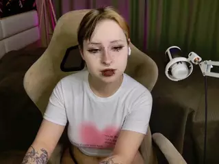 EricaMoon's Live Sex Cam Show