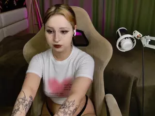 EricaMoon's Live Sex Cam Show
