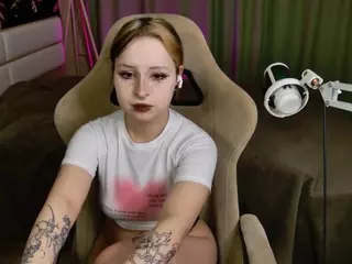 EricaMoon's Live Sex Cam Show
