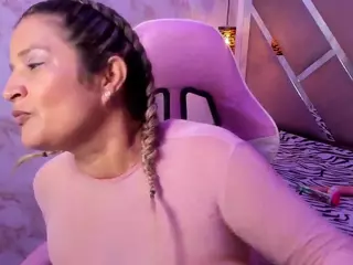 GrettaBelli's Live Sex Cam Show