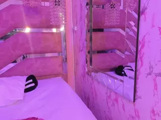 GrettaBelli's Live Sex Cam Show