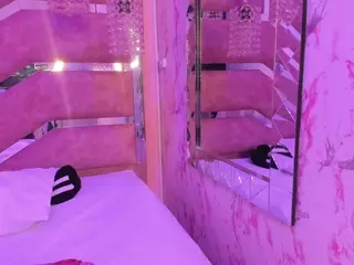 GrettaBelli's Live Sex Cam Show