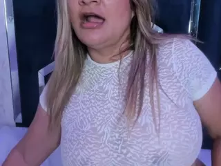 GrettaBelli's Live Sex Cam Show