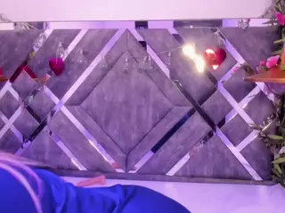 GrettaBelli's Live Sex Cam Show