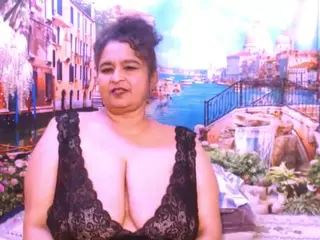 indianstar754u2's Live Sex Cam Show