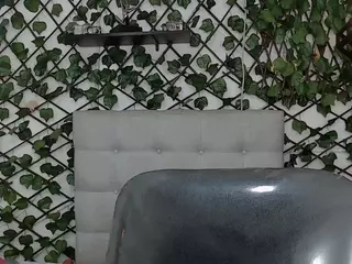rouss-0's Live Sex Cam Show