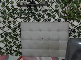 rouss-0's Live Sex Cam Show
