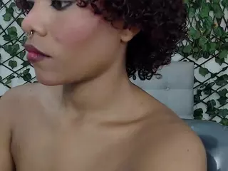rouss-0's Live Sex Cam Show
