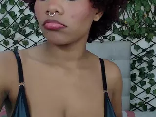 rouss-0's Live Sex Cam Show