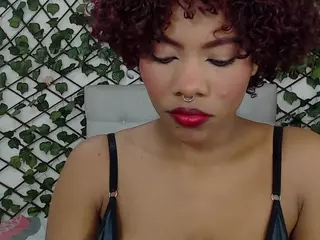 rouss-0's Live Sex Cam Show