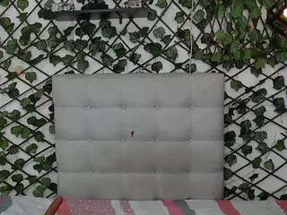 rouss-0's Live Sex Cam Show