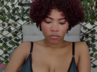 rouss-0's Live Sex Cam Show
