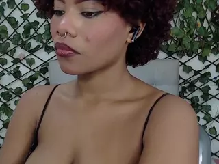rouss-0's Live Sex Cam Show