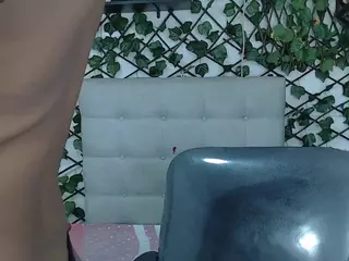 rouss-0's Live Sex Cam Show