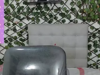rouss-0's Live Sex Cam Show
