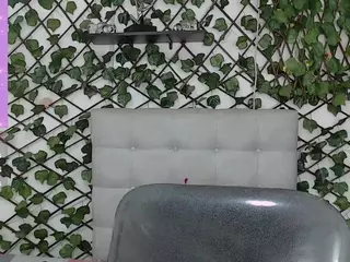 rouss-0's Live Sex Cam Show