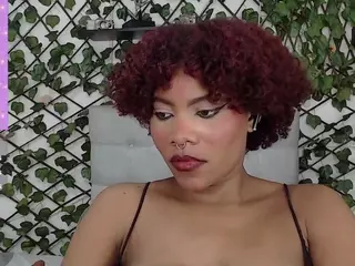 rouss-0's Live Sex Cam Show