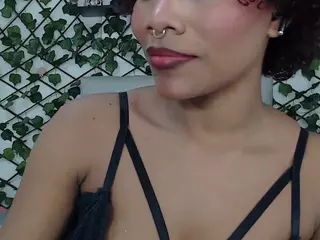 rouss-0's Live Sex Cam Show