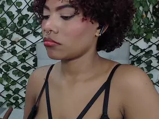 rouss-0's Live Sex Cam Show