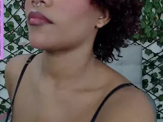 rouss-0's Live Sex Cam Show